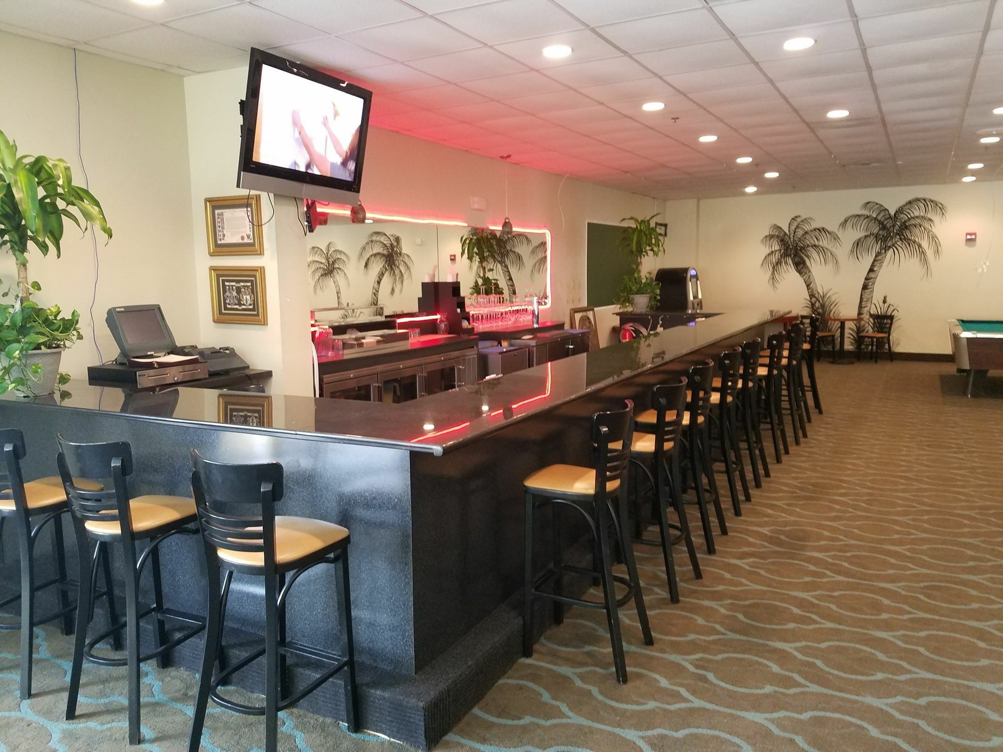 Days Inn & Suites By Wyndham Клермонт Екстериор снимка